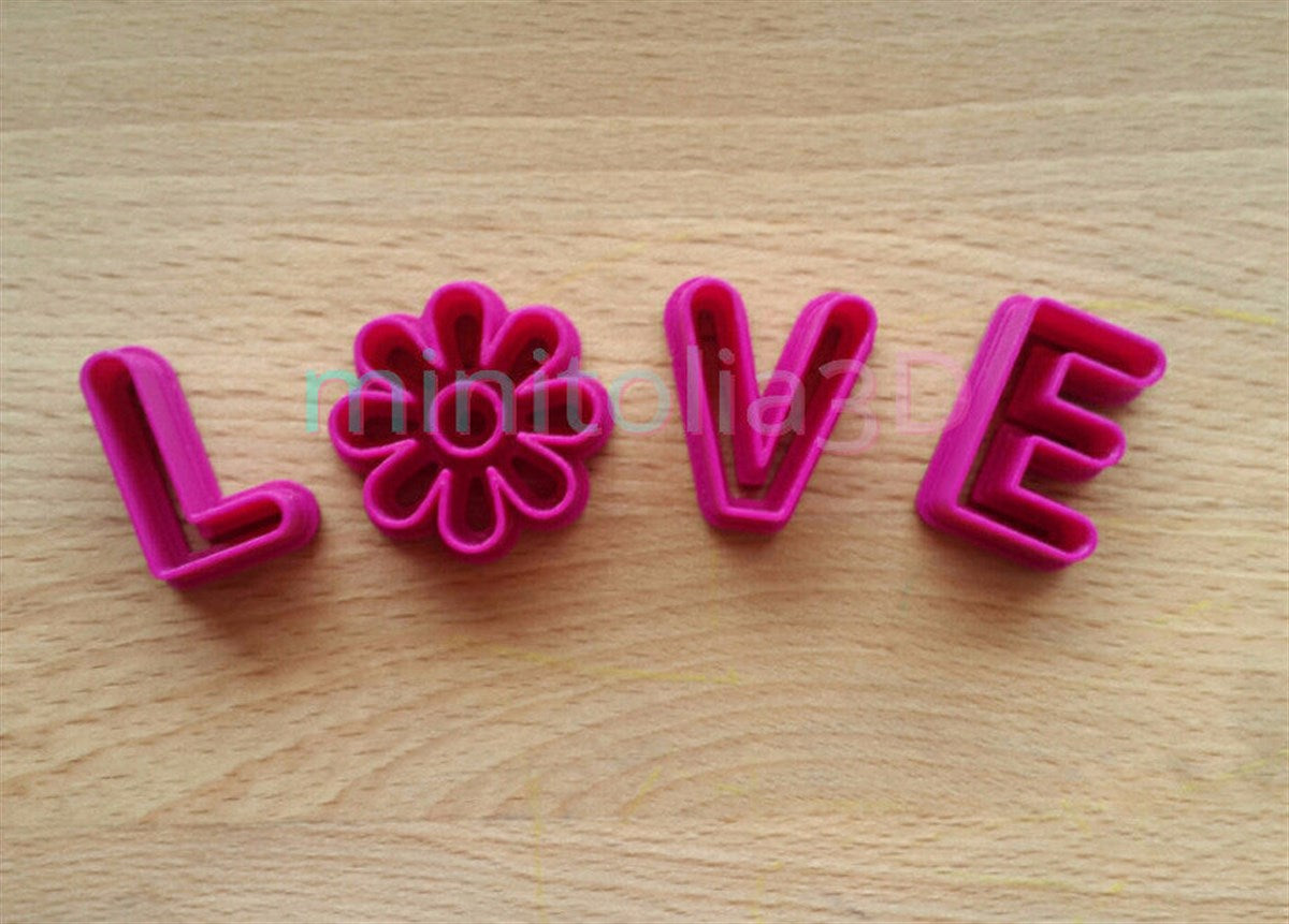 Çiçek Love Yazısı