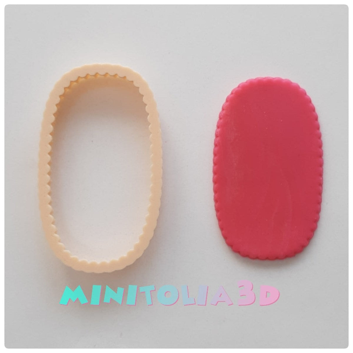 Tırtıklı Oval Plaka