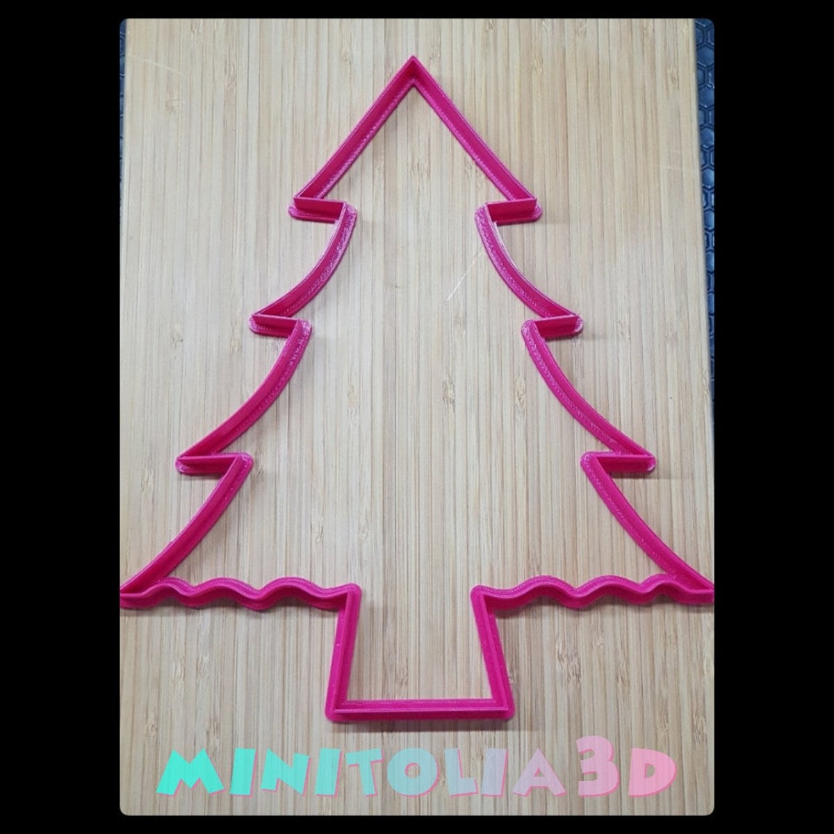 Cream Tart  Çam Ağacı