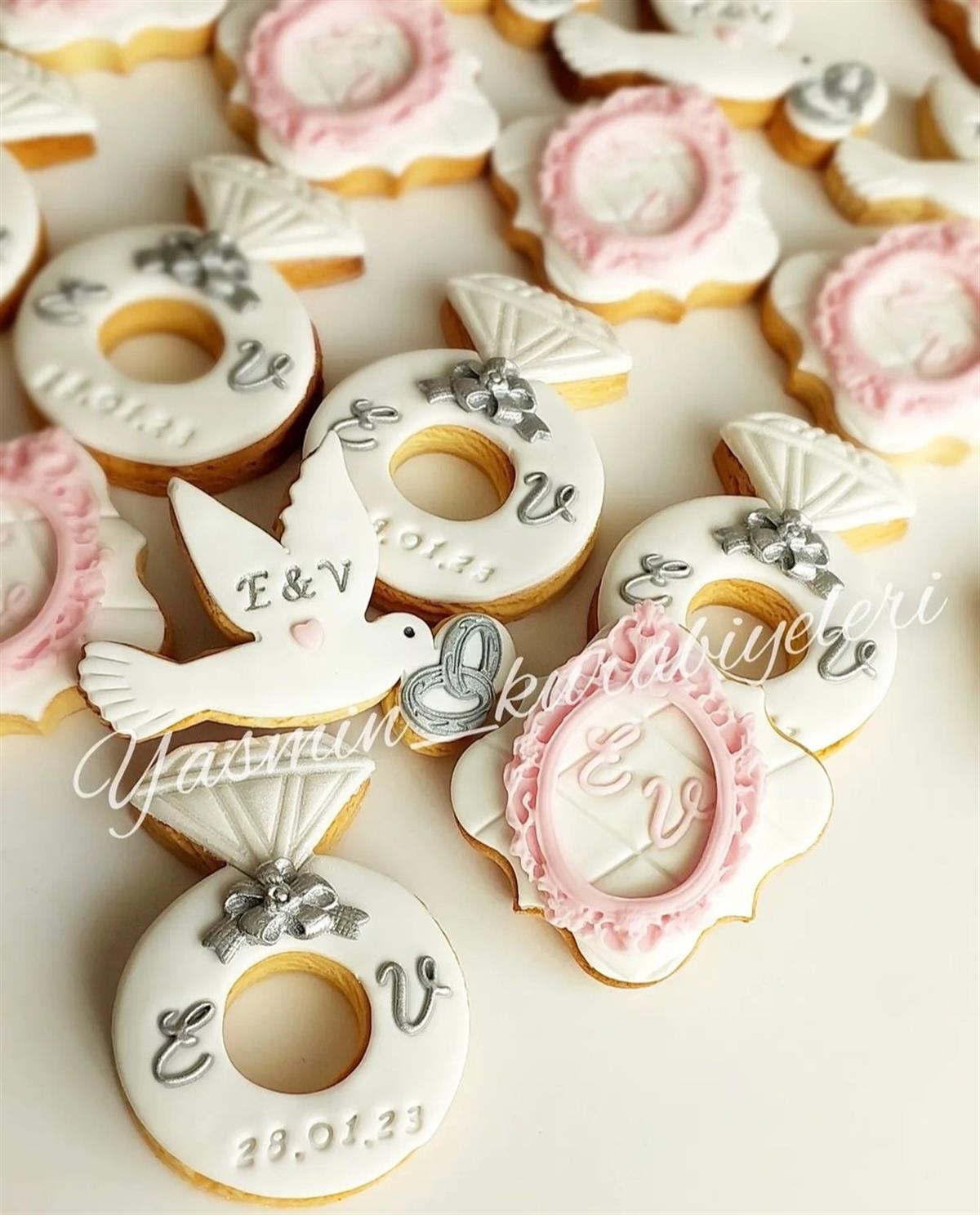 Fiyonklu Tektaş Yüzük Seti