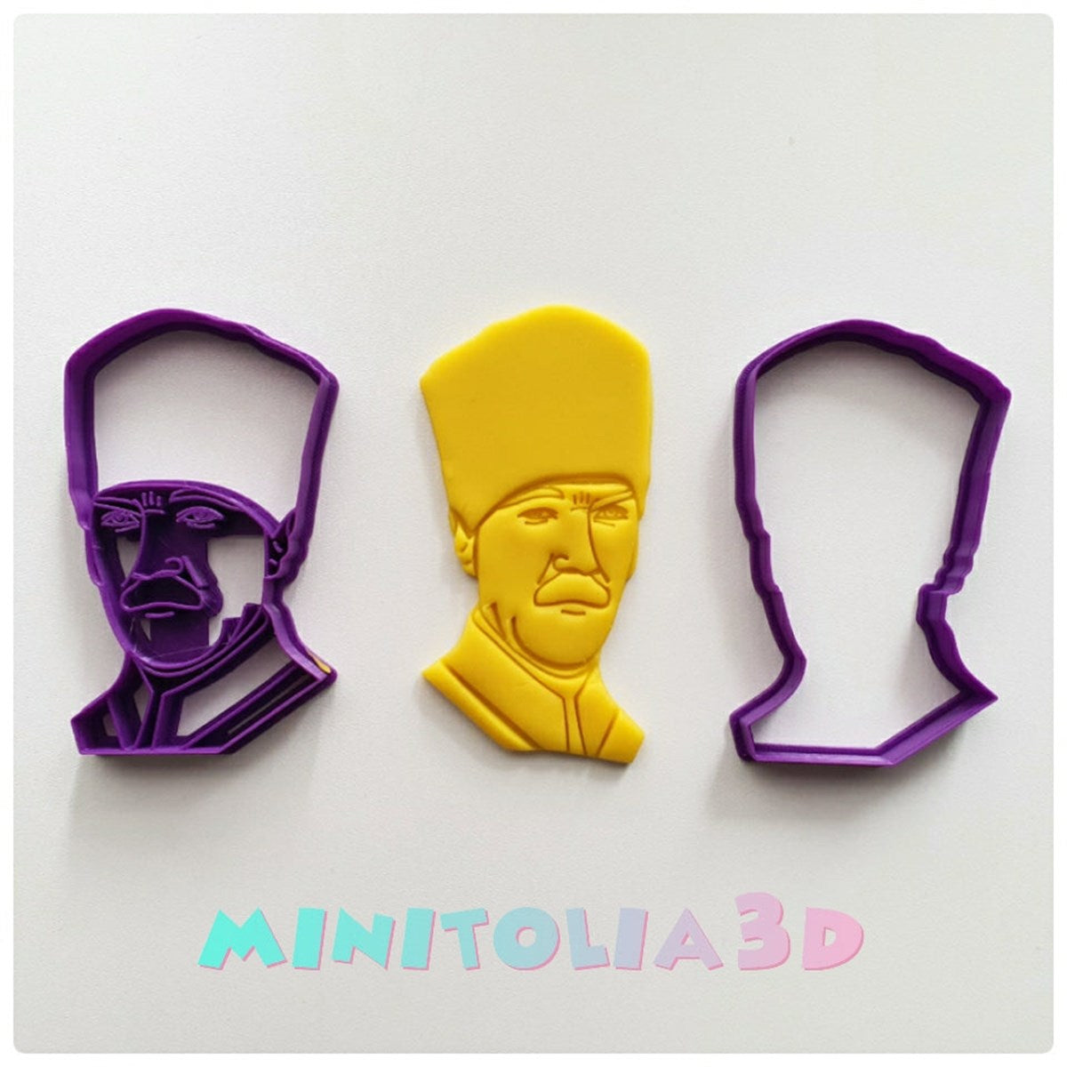 Mustafa Kemal Atatürk Büst