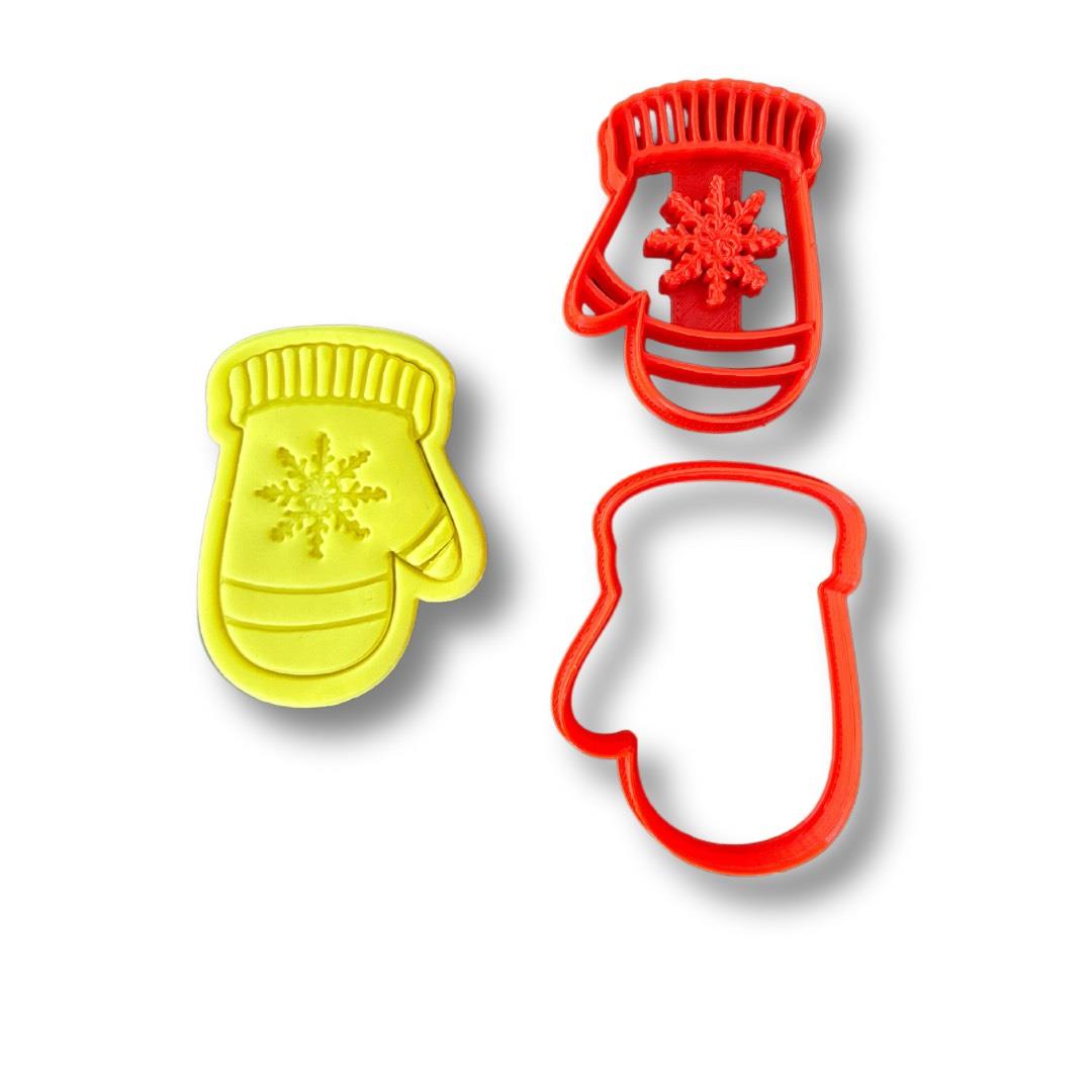 Yeni Yıl Karlı Eldiven Kurabiye Kalıbı